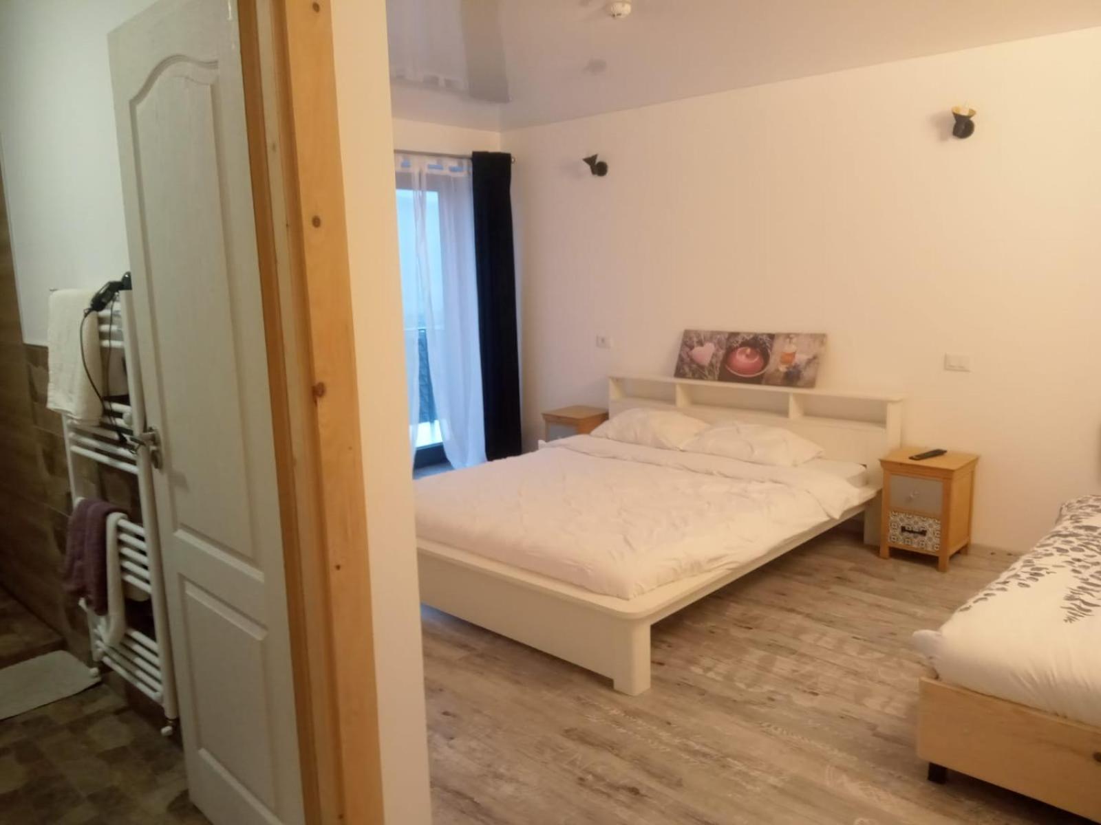 Casa Prieteniei - Camere Cu Priveliste Bistrita  Luaran gambar